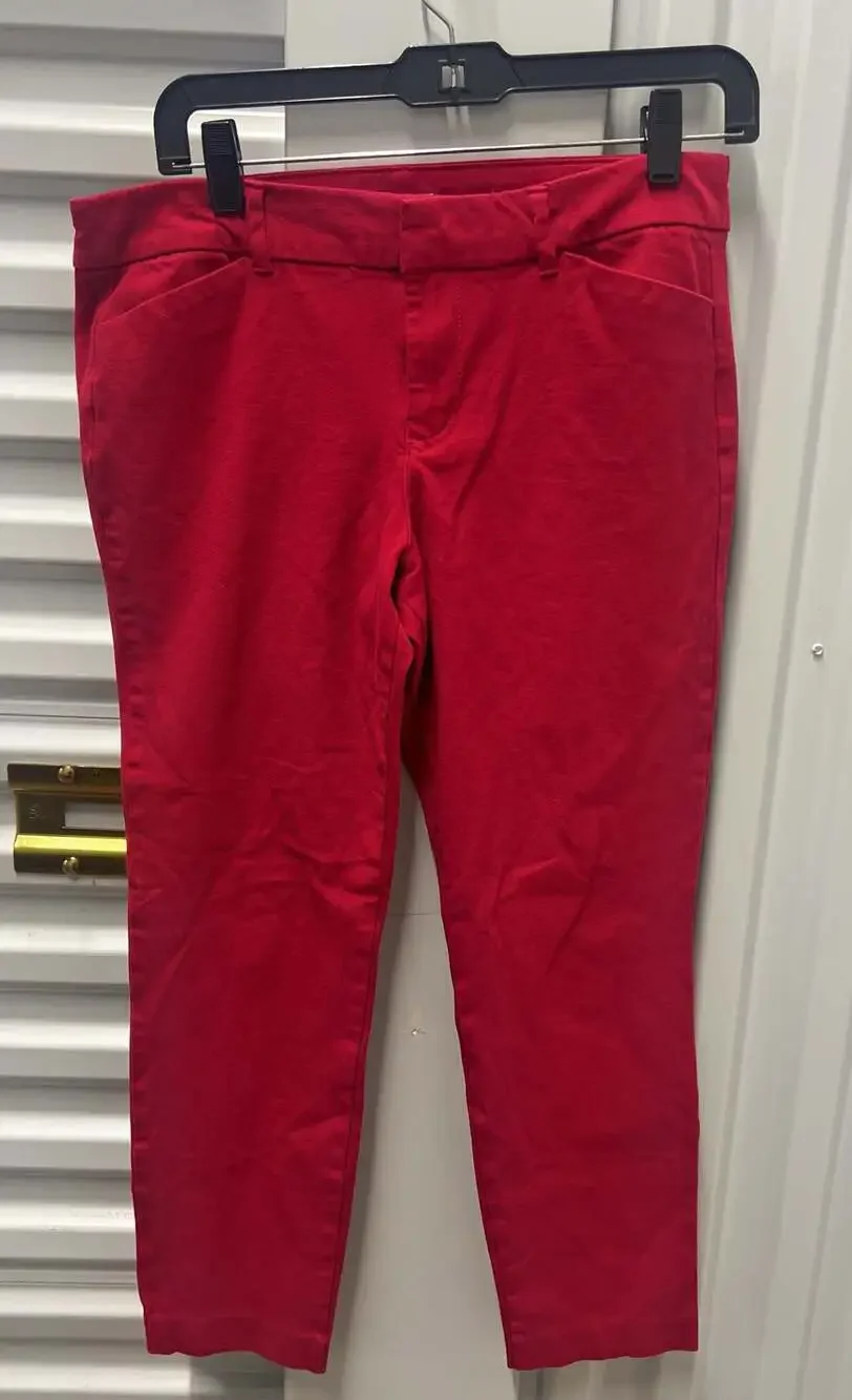 Old Navy Pixie Ankle Pants in Red